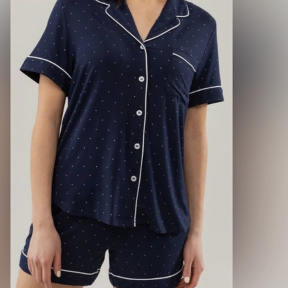 Cozy earth Pajamas Set NWT